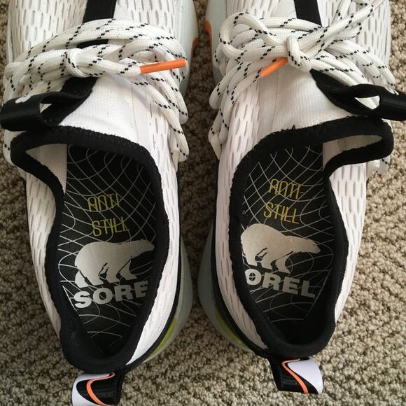 Nearly New Sorel Kinetic Impact II Lace Sneaker - Women's 8.5 - Picture 7 of 12